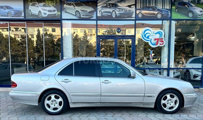 Mercedes E 270 2000, 363,000 km - 2.7 l - Sumqayıt