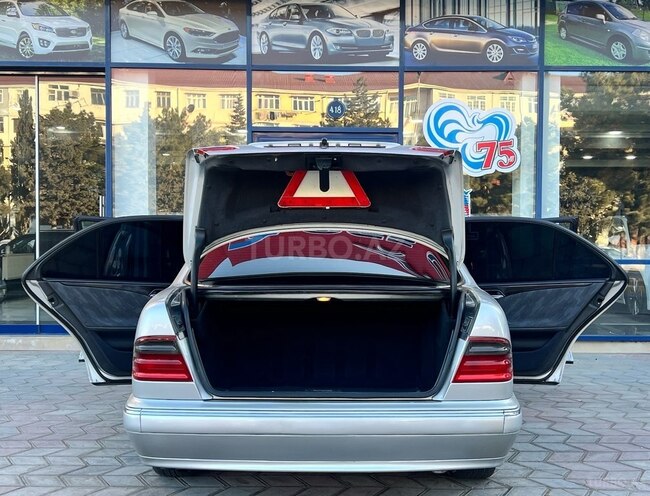 Mercedes E 270 2000, 363,000 km - 2.7 l - Sumqayıt