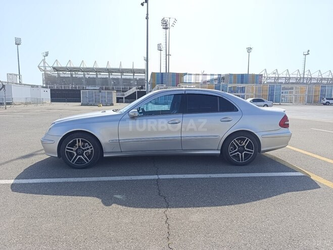 Mercedes E 220 d 2002, 438,500 km - 2.2 l - Bakı