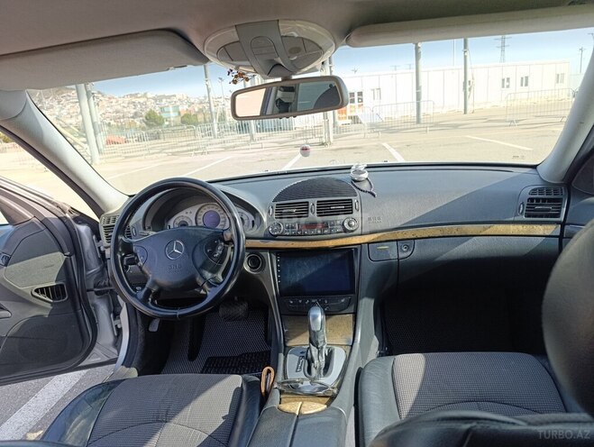 Mercedes E 220 d 2002, 438,500 km - 2.2 l - Bakı
