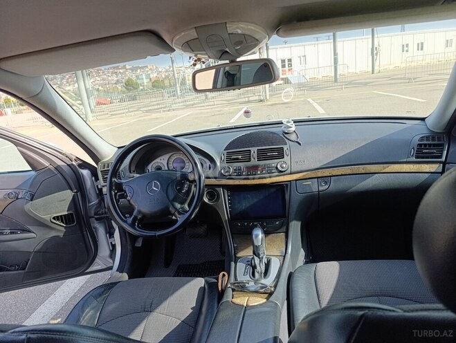 Mercedes E 220 d 2002, 438,500 km - 2.2 l - Bakı