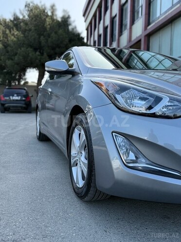 Hyundai Elantra 2015, 162,123 km - 1.8 l - Bakı