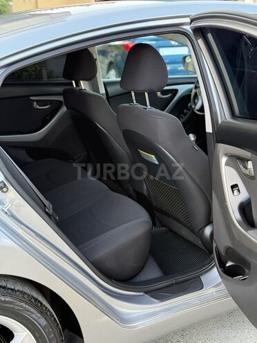 Hyundai Elantra 2015, 162,123 km - 1.8 l - Bakı