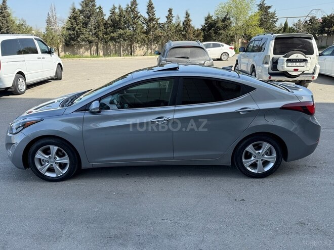 Hyundai Elantra 2015, 162,123 km - 1.8 l - Bakı
