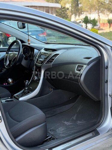 Hyundai Elantra 2015, 162,123 km - 1.8 l - Bakı
