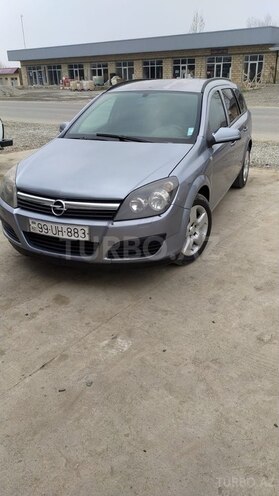 Opel Astra 2006, 300,000 km - 1.3 l - Salyan