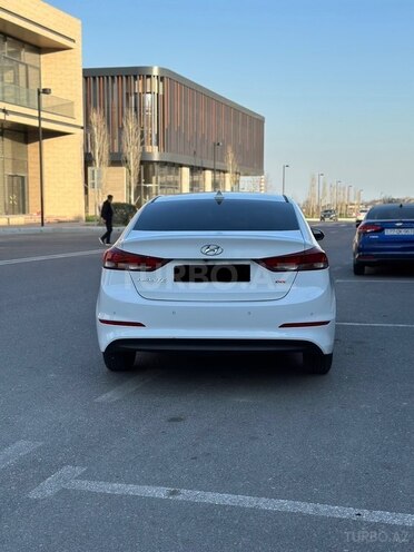 Hyundai Avante 2016, 90,000 km - 1.6 l - Bakı