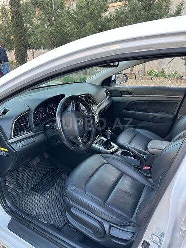 Hyundai Avante 2016, 90,000 km - 1.6 l - Bakı