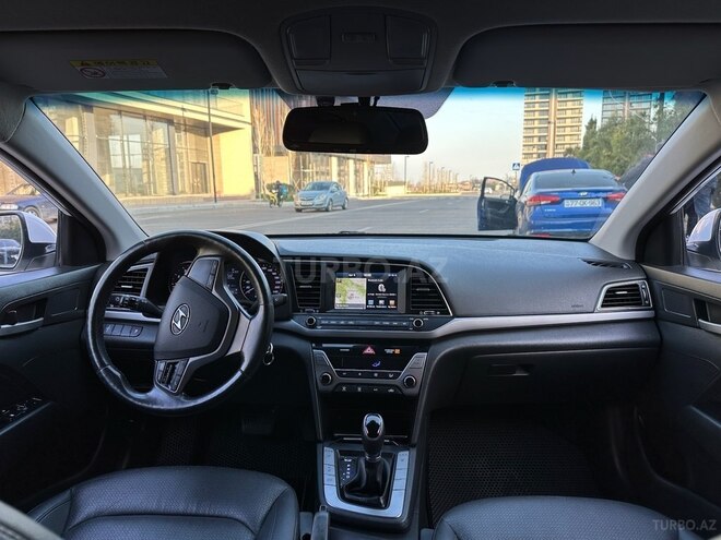 Hyundai Avante 2016, 90,000 km - 1.6 l - Bakı