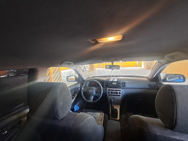 Toyota Corolla 2006, 320,000 km - 1.4 l - Bakı