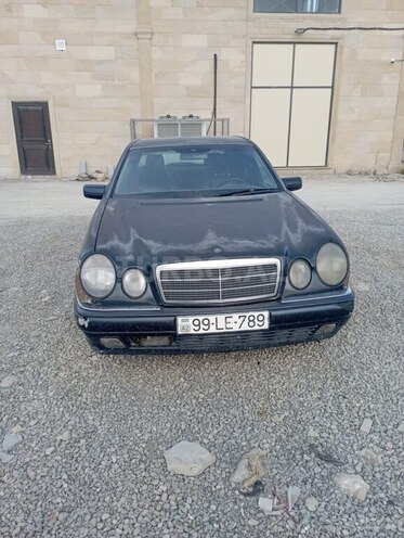 Mercedes E 220 d 1998, 355,000 km - 2.2 л - Bakı