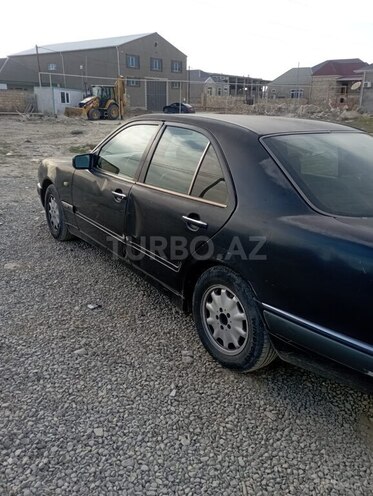 Mercedes E 220 d 1998, 355,000 km - 2.2 л - Bakı