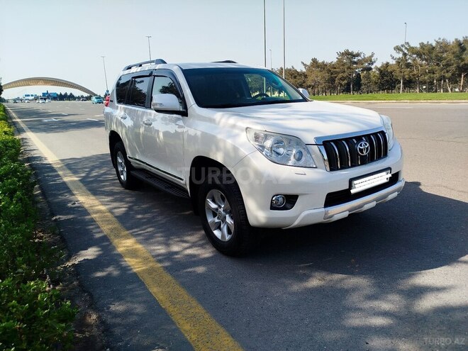 Toyota Land Cruiser Prado 2012, 266,000 km - 2.7 л - Bakı
