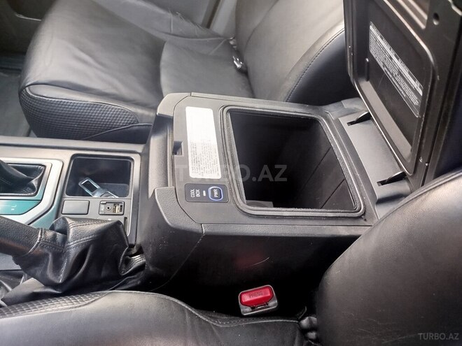 Toyota Land Cruiser Prado 2012, 266,000 km - 2.7 л - Bakı