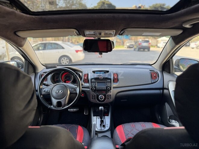 Kia Cerato 2009, 240,000 km - 2.0 л - Bakı