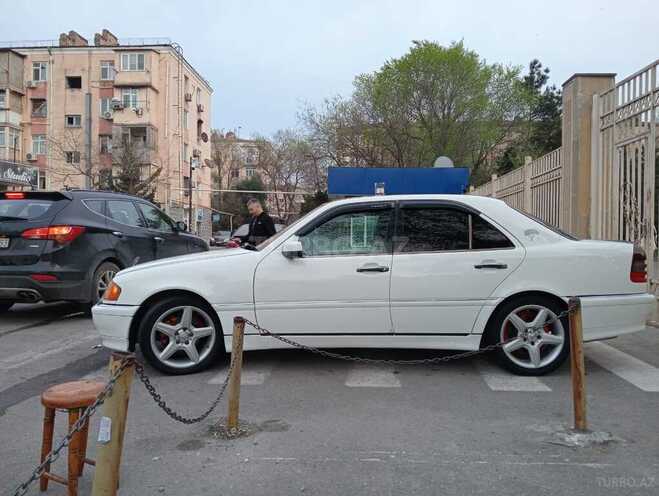 Mercedes C 230 1999, 250,000 km - 2.3 l - Bakı