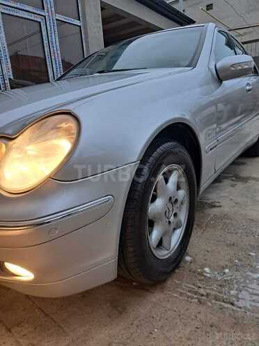 Mercedes C 220 d 2002, 398,000 km - 2.2 l - Bakı