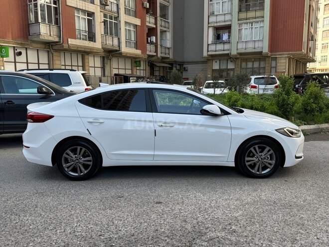 Hyundai Avante 2016, 112,000 km - 1.6 l - Bakı