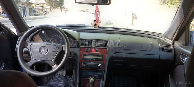 Mercedes C 240 1999, 356,000 km - 2.4 l - Goranboy