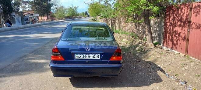 Mercedes C 240 1999, 356,000 km - 2.4 l - Goranboy