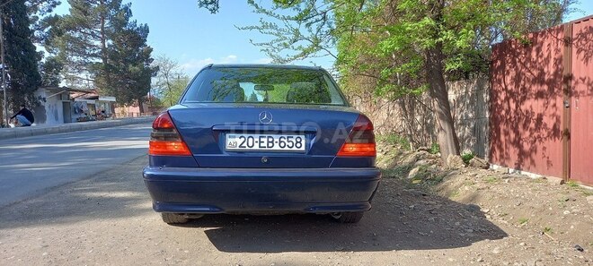 Mercedes C 240 1999, 356,000 km - 2.4 l - Goranboy