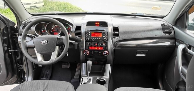 Kia Sorento-2