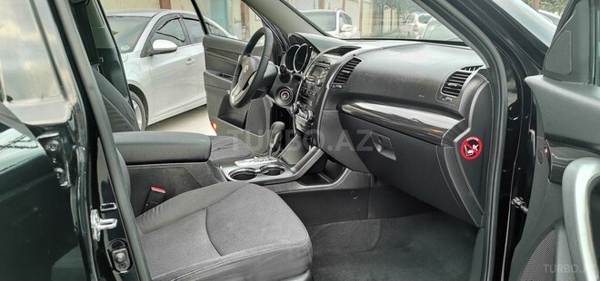 Kia Sorento-20