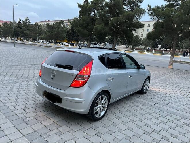 Hyundai i30 2009, 286,500 km - 1.6 л - Bakı