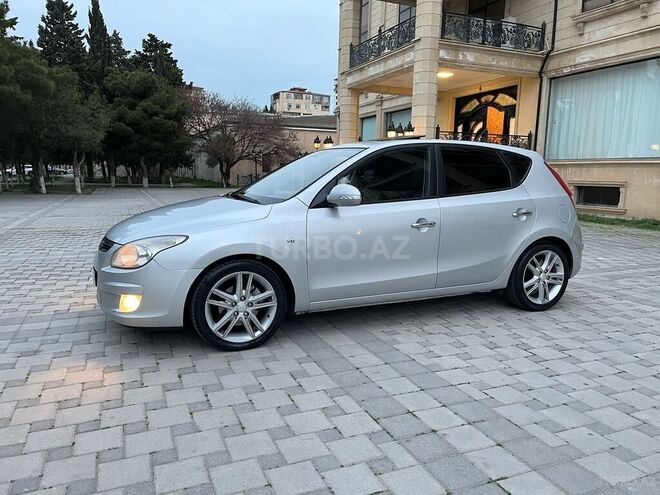 Hyundai i30 2009, 286,500 km - 1.6 л - Bakı