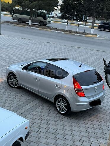 Hyundai i30 2009, 286,500 km - 1.6 л - Bakı