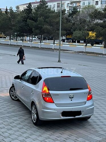 Hyundai i30 2009, 286,500 km - 1.6 л - Bakı