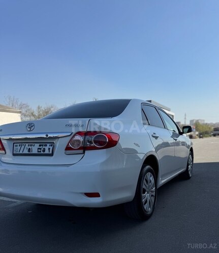 Toyota Corolla 2013, 234,000 km - 1.6 l - Bakı