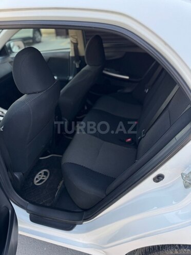 Toyota Corolla 2013, 234,000 km - 1.6 l - Bakı