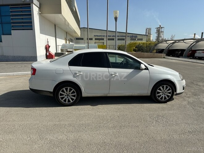 Volkswagen Jetta 2010, 443,000 km - 1.6 л - Bakı
