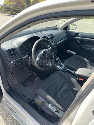 Volkswagen Jetta 2010, 443,000 km - 1.6 л - Bakı