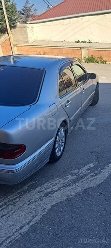 Mercedes E 220 d 1999, 519,568 km - 2.2 л - Bakı