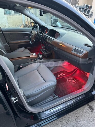 BMW 735 2003, 400,141 km - 3.6 l - Bakı