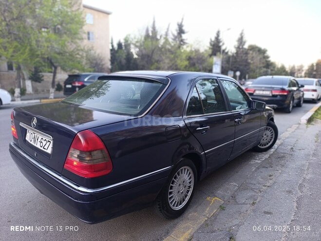 Mercedes C 220 1996, 266,401 km - 2.2 l - Sumqayıt