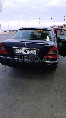 Mercedes C 220 1996, 266,401 km - 2.2 l - Sumqayıt