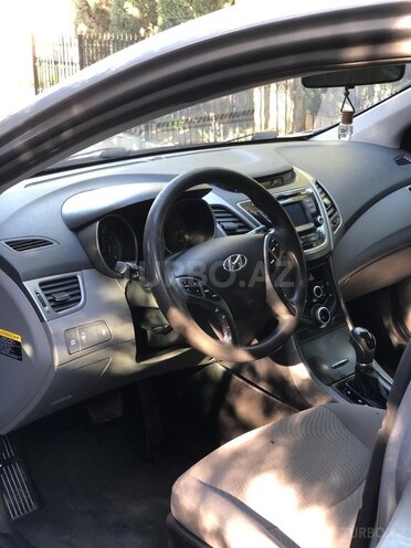 Hyundai Elantra 2015, 176,000 km - 1.8 l - Bakı