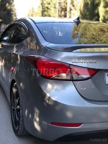 Hyundai Elantra 2015, 176,000 km - 1.8 l - Bakı