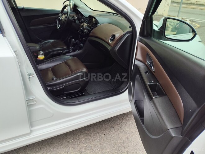 Chevrolet Cruze 2015, 194,000 km - 1.4 л - Göygöl