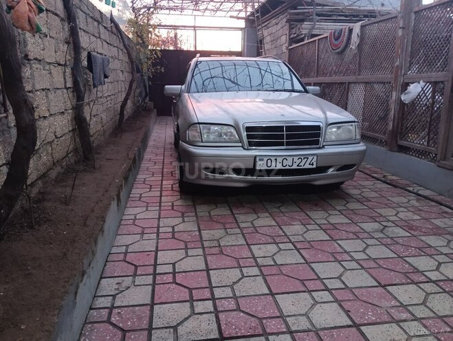 Mercedes C 180 2000, 324,200 km - 1.8 l - Bakı