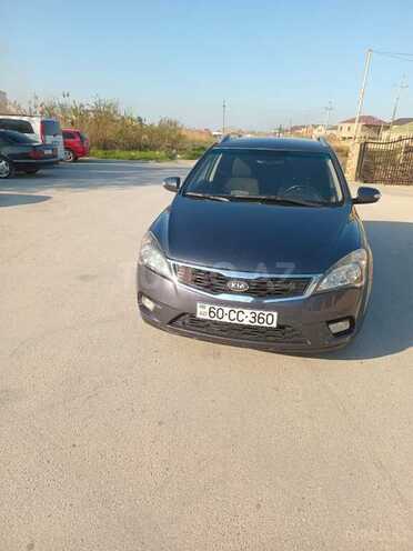 Kia Ceed 2009, 300,000 km - 1.6 л - Bakı