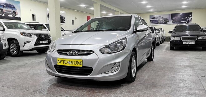 Hyundai Accent-8
