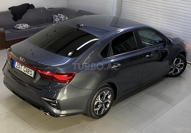 Kia Forte-13