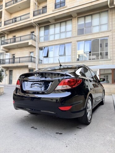 Hyundai Accent 2014, 262,000 km - 1.6 л - Bakı