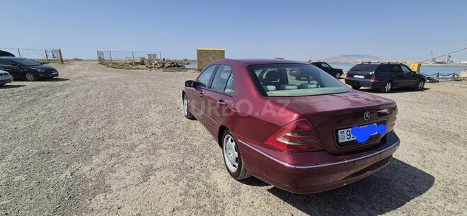 Mercedes C 180 2003, 260,000 km - 1.8 l - Bakı