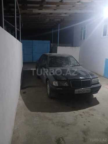 Mercedes C 180 2000, 234,500 km - 1.8 l - İsmayıllı