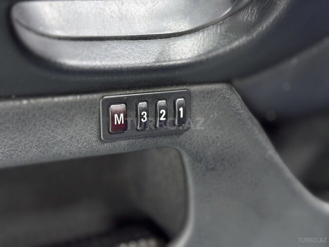 BMW 530 2002, 237,000 km - 3.0 l - Sumqayıt